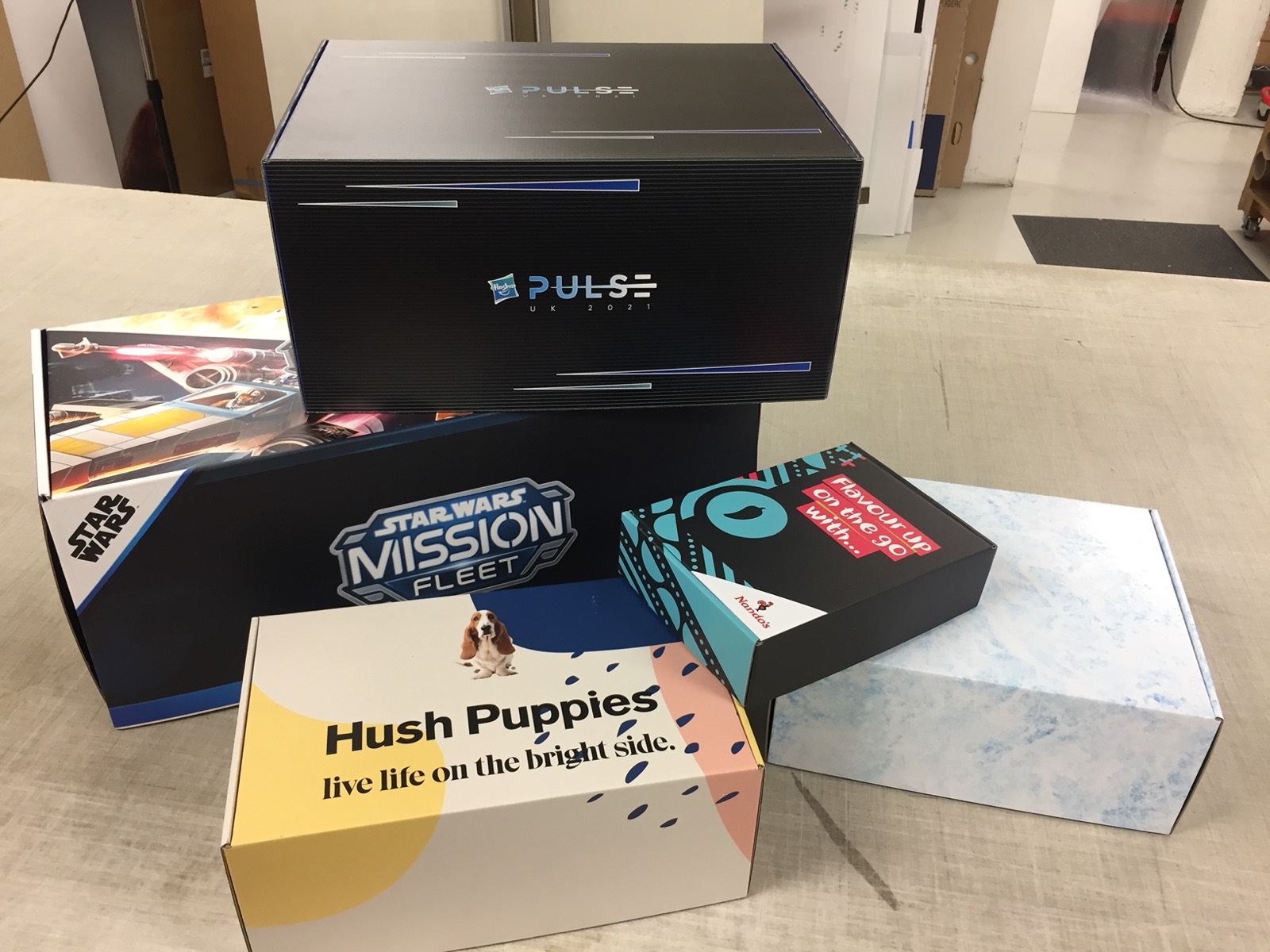 Influencer sample kit packaging